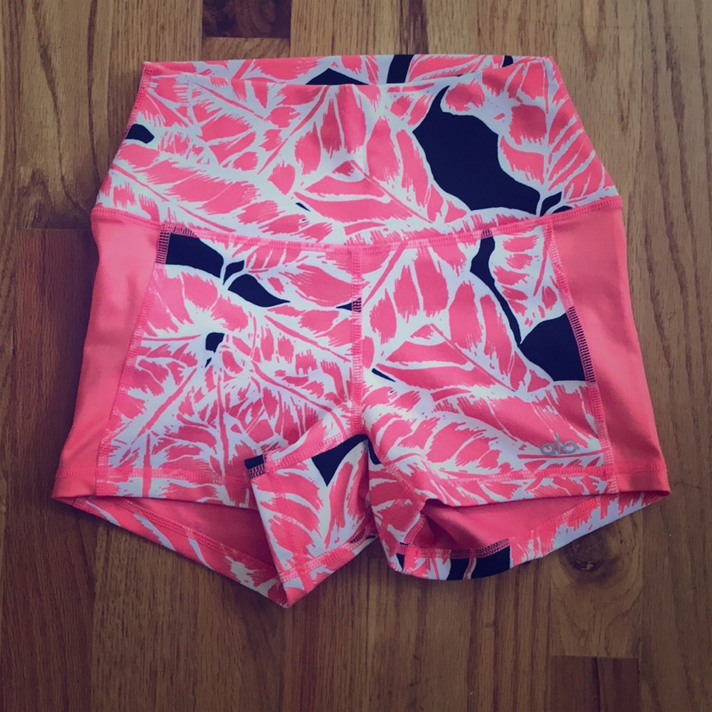 ALO hot pant work out shorts